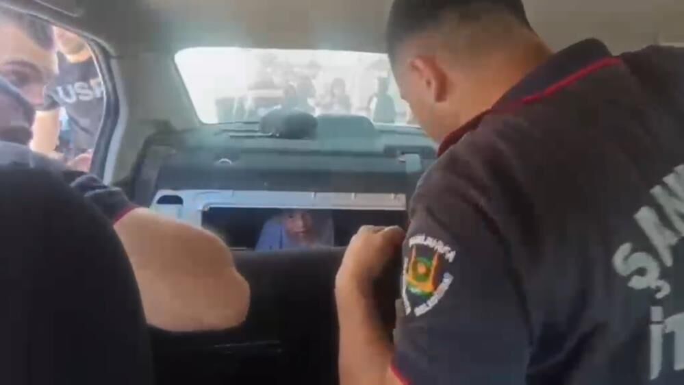 Akilalmaz Olay Ailesi Ararken 5 Yasindaki Cocuk Bakin Nereden Cikti (2)
