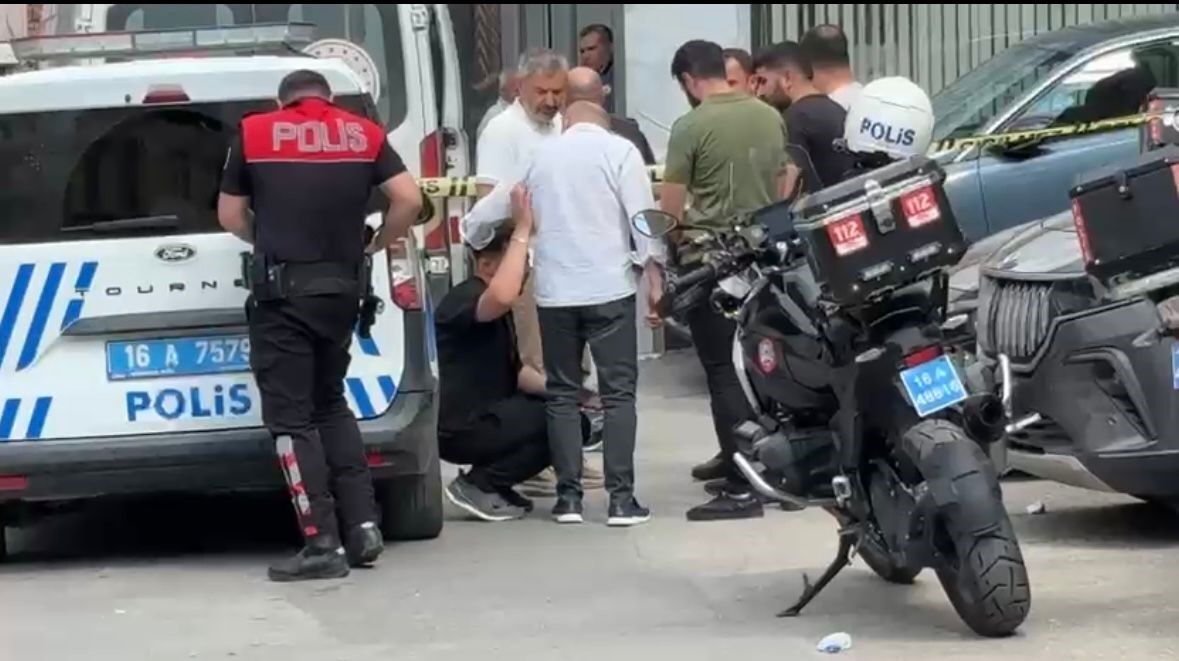 Ayakkabicilar Carsisinda Dehset Anlari Kadini Oldurdu Ayni Silahla Canina Kiydi (3)
