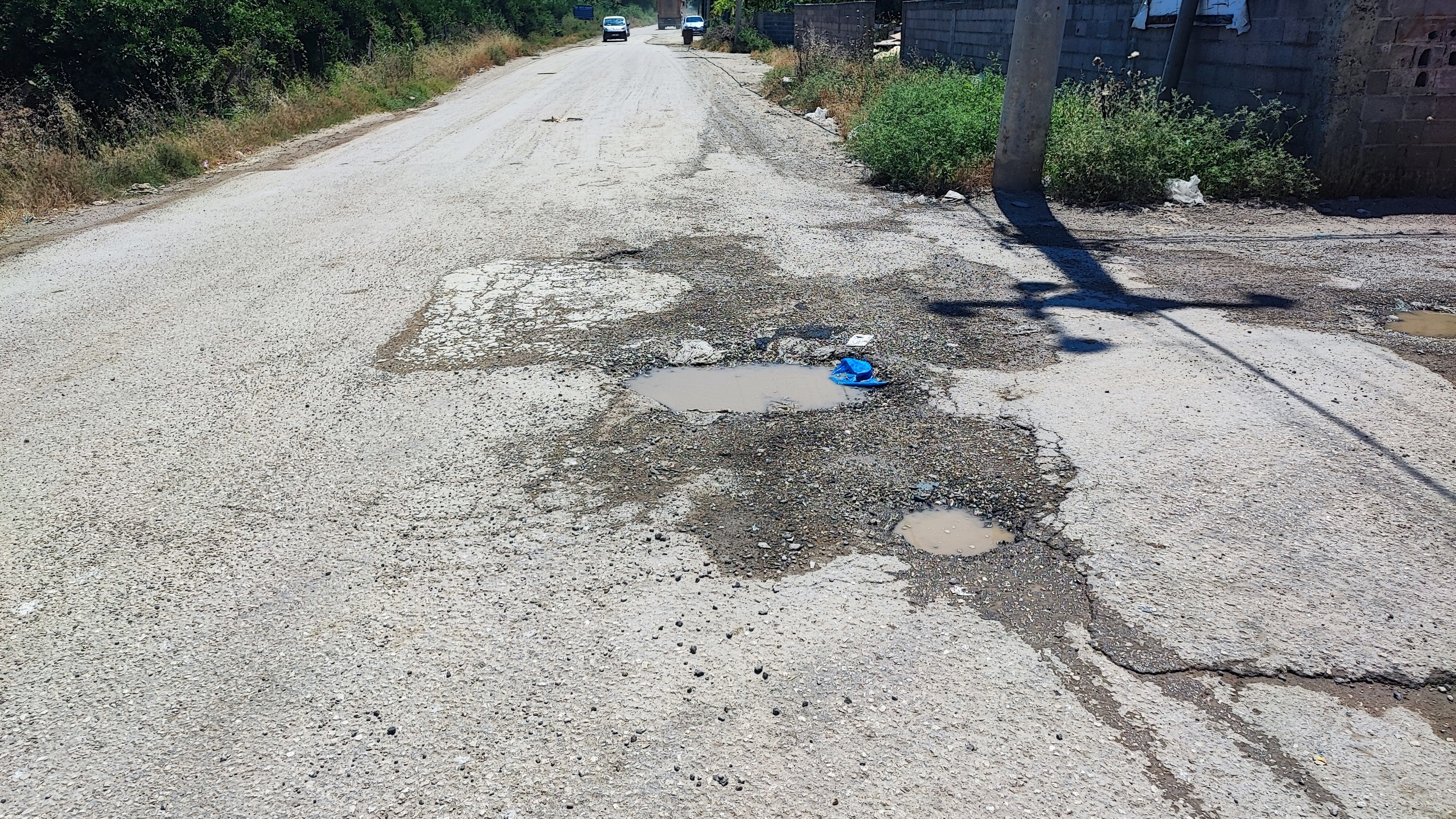 Belediyeden Umudu Kesen Vatandas Cebinden Para Verip Cukura Beton Dokturdu (3)