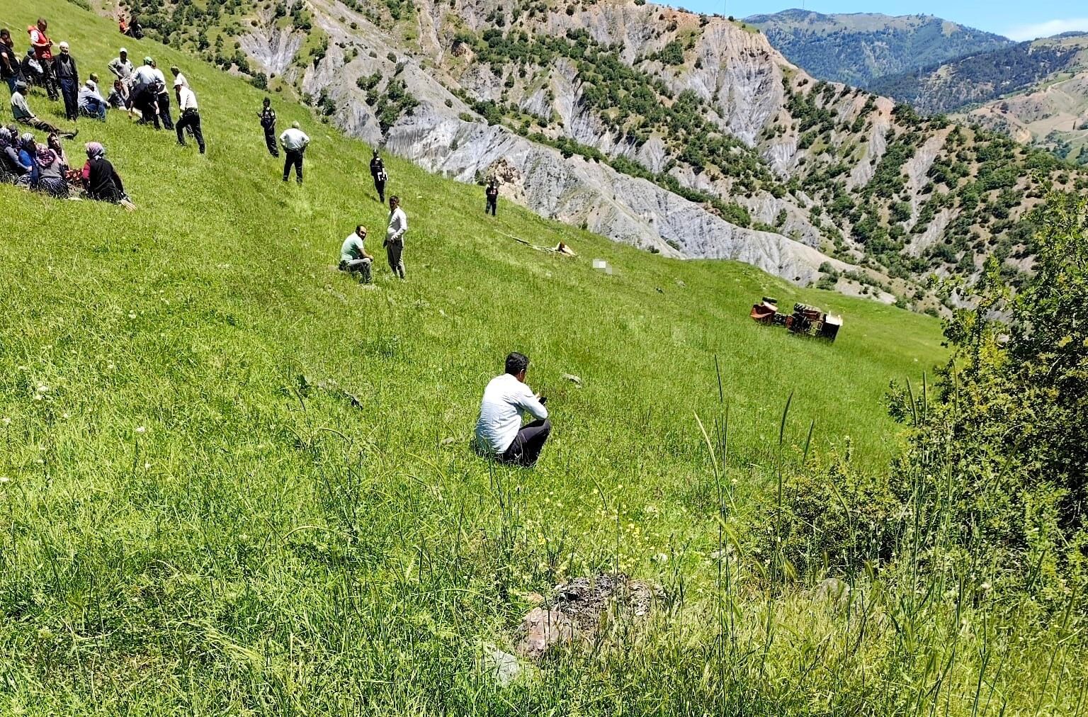 Devrilen Traktor Surucuye Mezar Oldu (1)-1