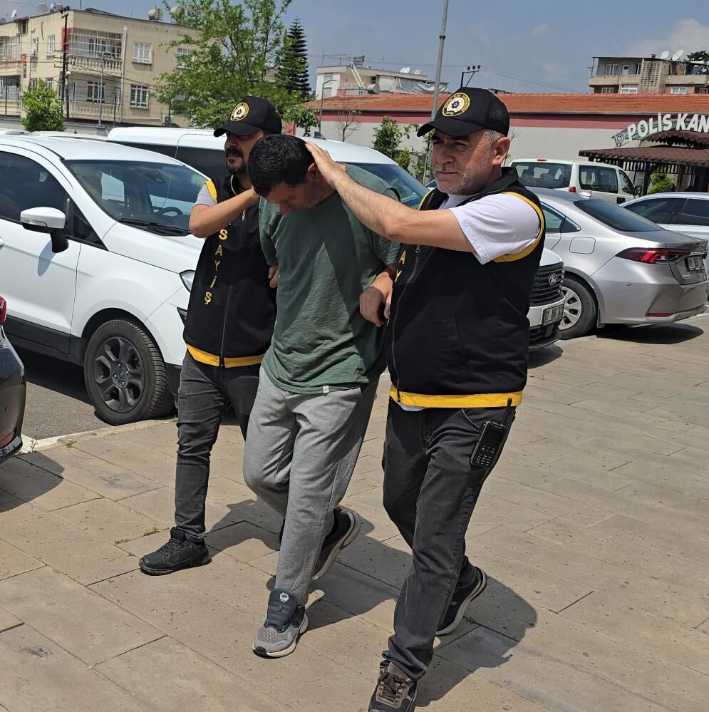 Dugunlerden Sonra Atmlere Dadandi Yaslilarin Parasini El Cabukluguyla Caldi (5)