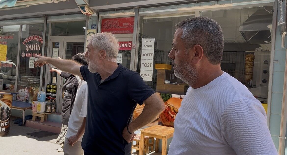 Ev Parasi Olan 1 Kilogram Altin Esi Tarafindan Cop Sanilip Atildi Polis Ve Ekipler Sef (3)