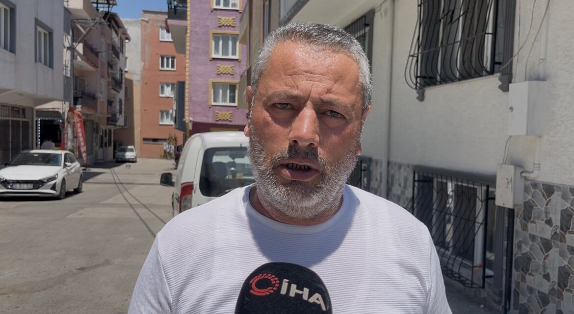 Ev Parasi Olan 1 Kilogram Altin Esi Tarafindan Cop Sanilip Atildi Polis Ve Ekipler Sef (5)