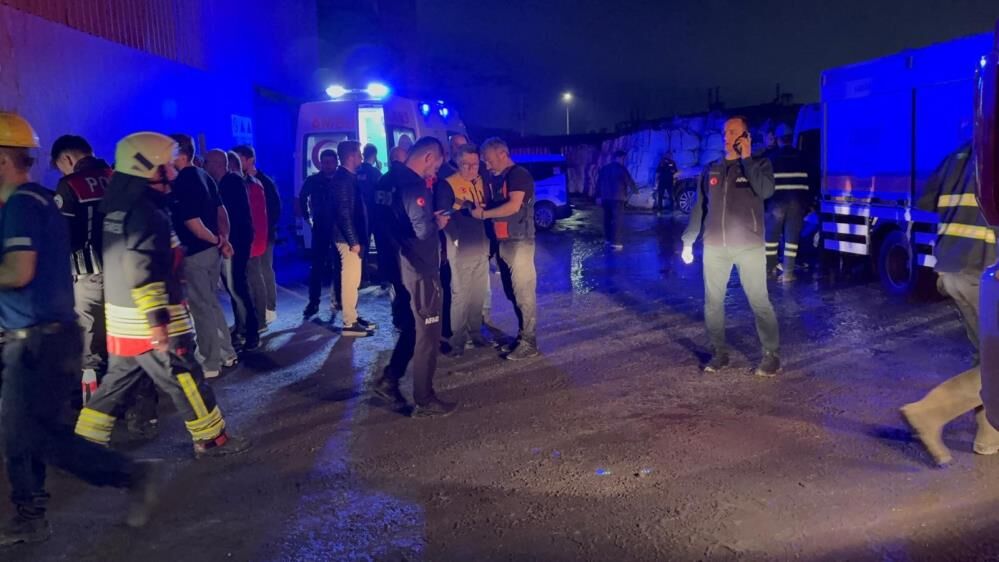Fabrikada Facia 3 Isci Elektrik Akimina Kapilarak Hayatini Kaybetti (4)