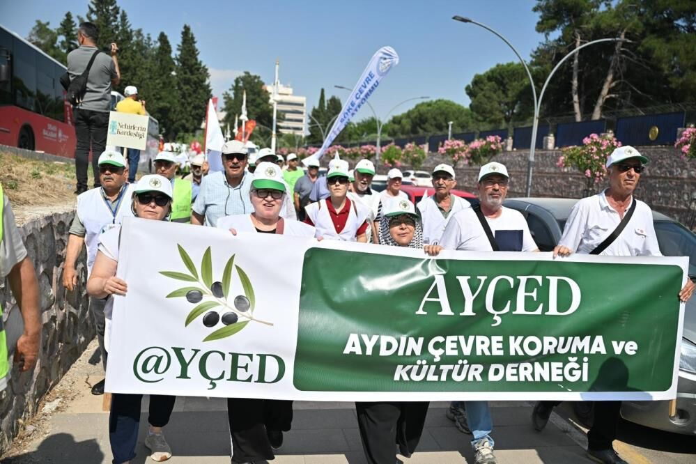 Gediz Icin Tek Yurek Yuzlerce Kisi Manisada Bulustu (3)