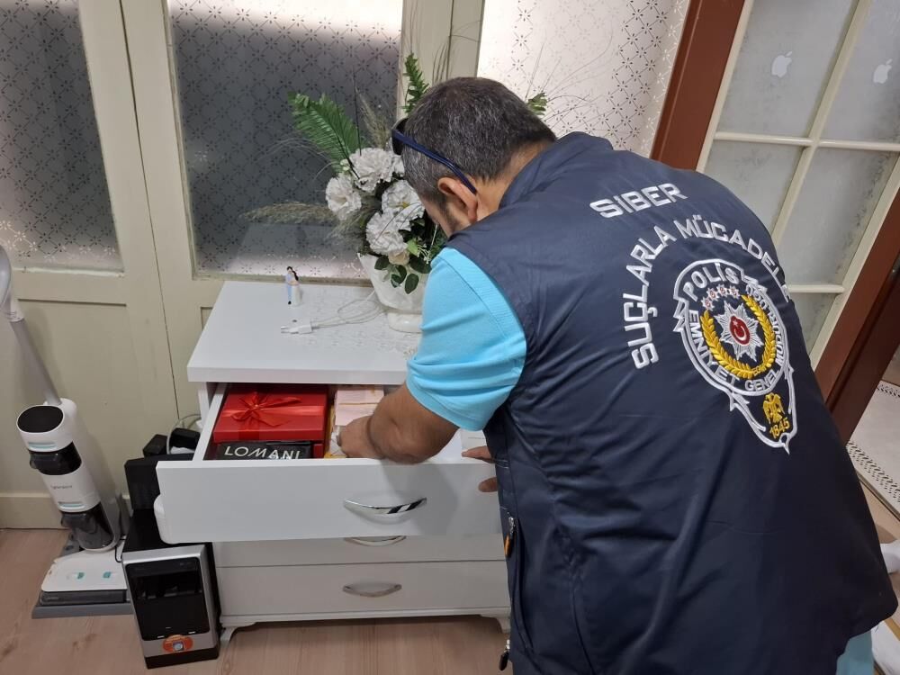 Icerisinde Manisada Var 10 Milyar Tllik Yasa Disi Bahis Agi Cokertildi (2)