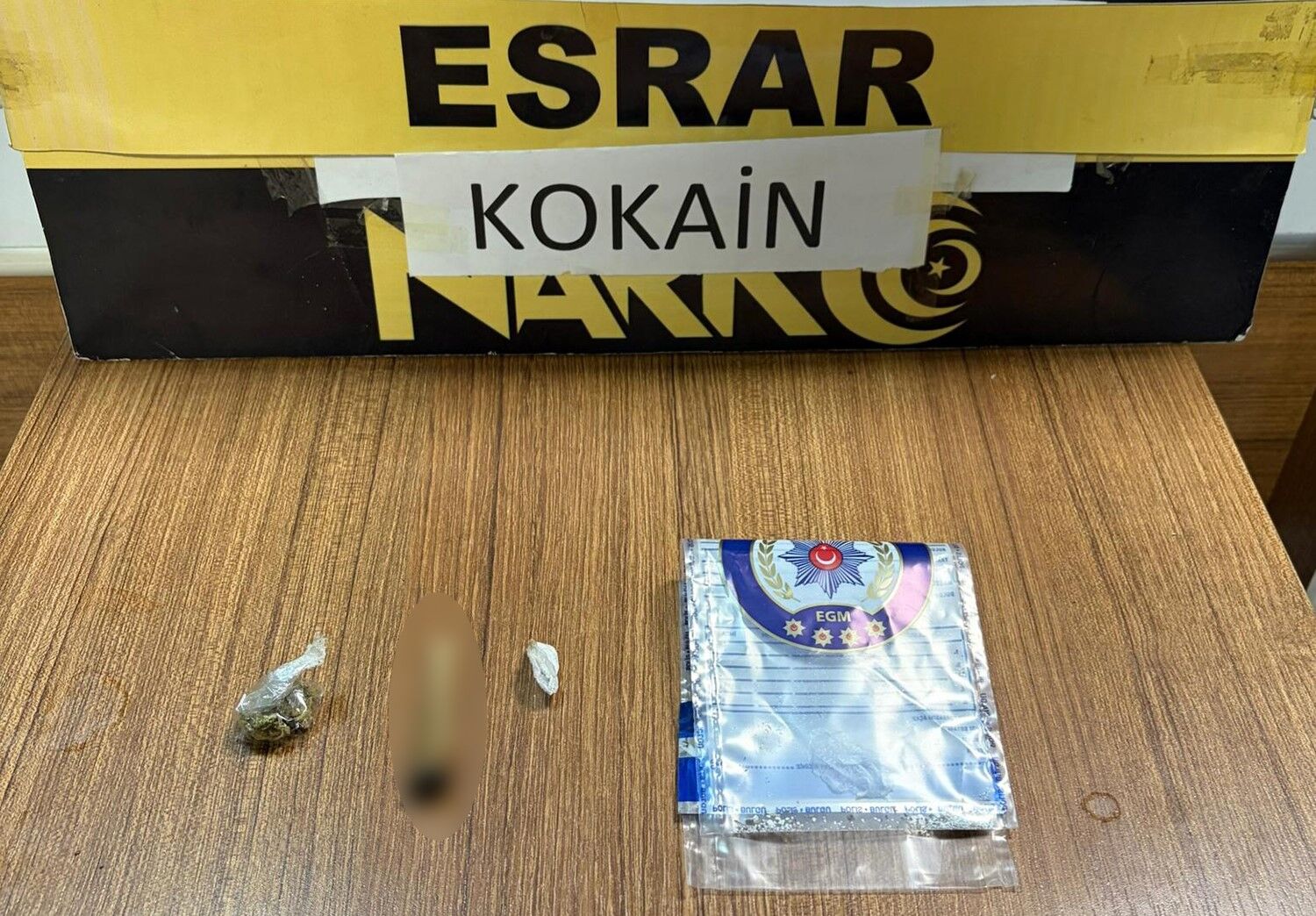 Kula’da Suçlulara Geçit Yok! 20 Yıl Hapisle Aranan Şahıs Yakalandı (2)