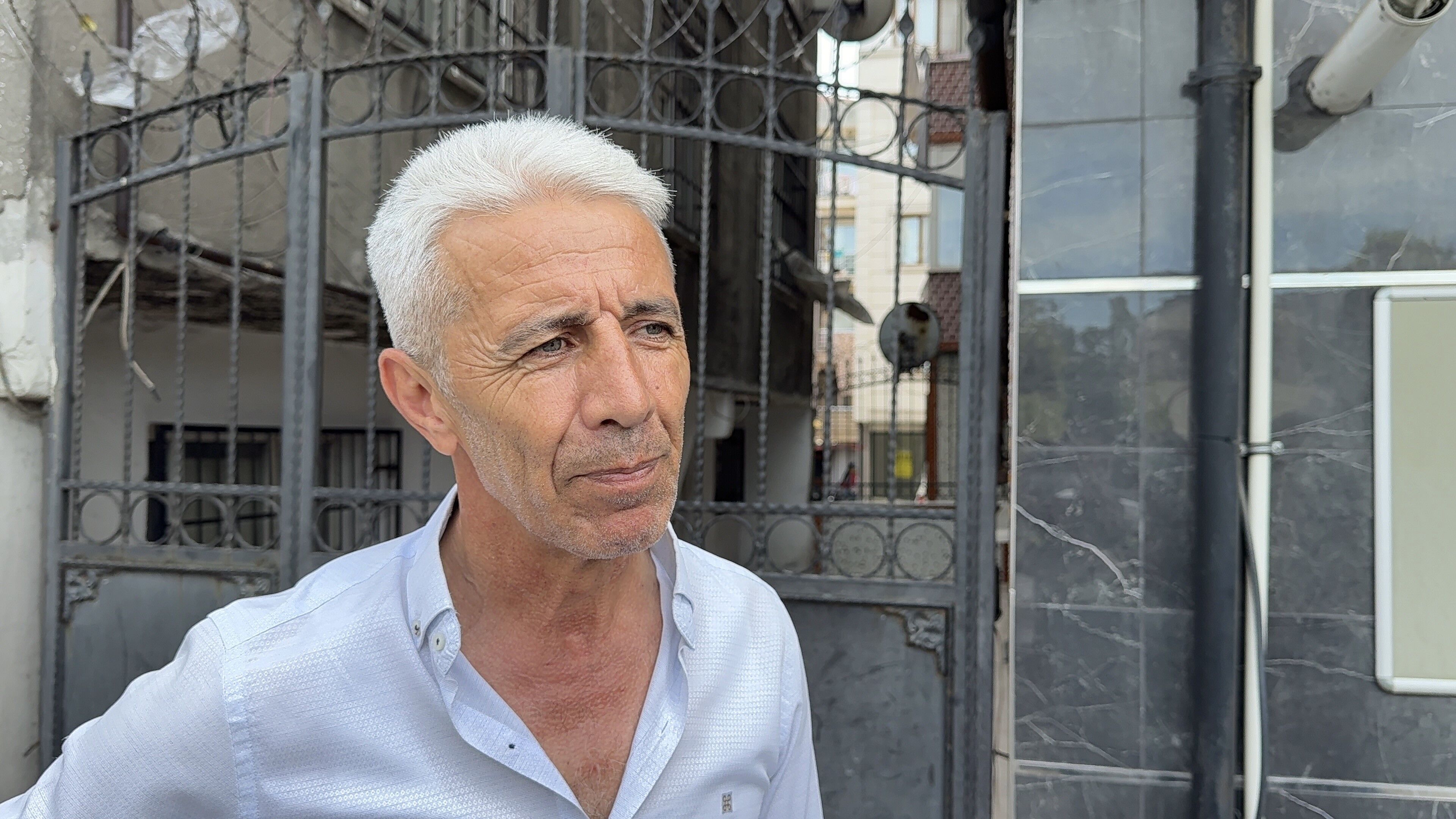 Mahalledeki Kokuyu Kanalizasyon Zannettiler Panelvanin Bagajindan Curumus Ceset Cikti (5)