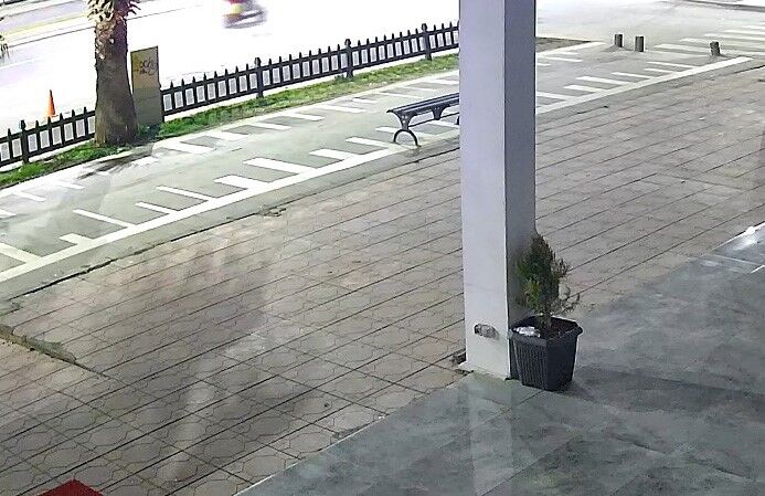 Nisanli Ciftin Yasamini Yitirdigi Kazaya Ait Iki Acili Guvenlik Kamerasi Goruntuleri O (2)