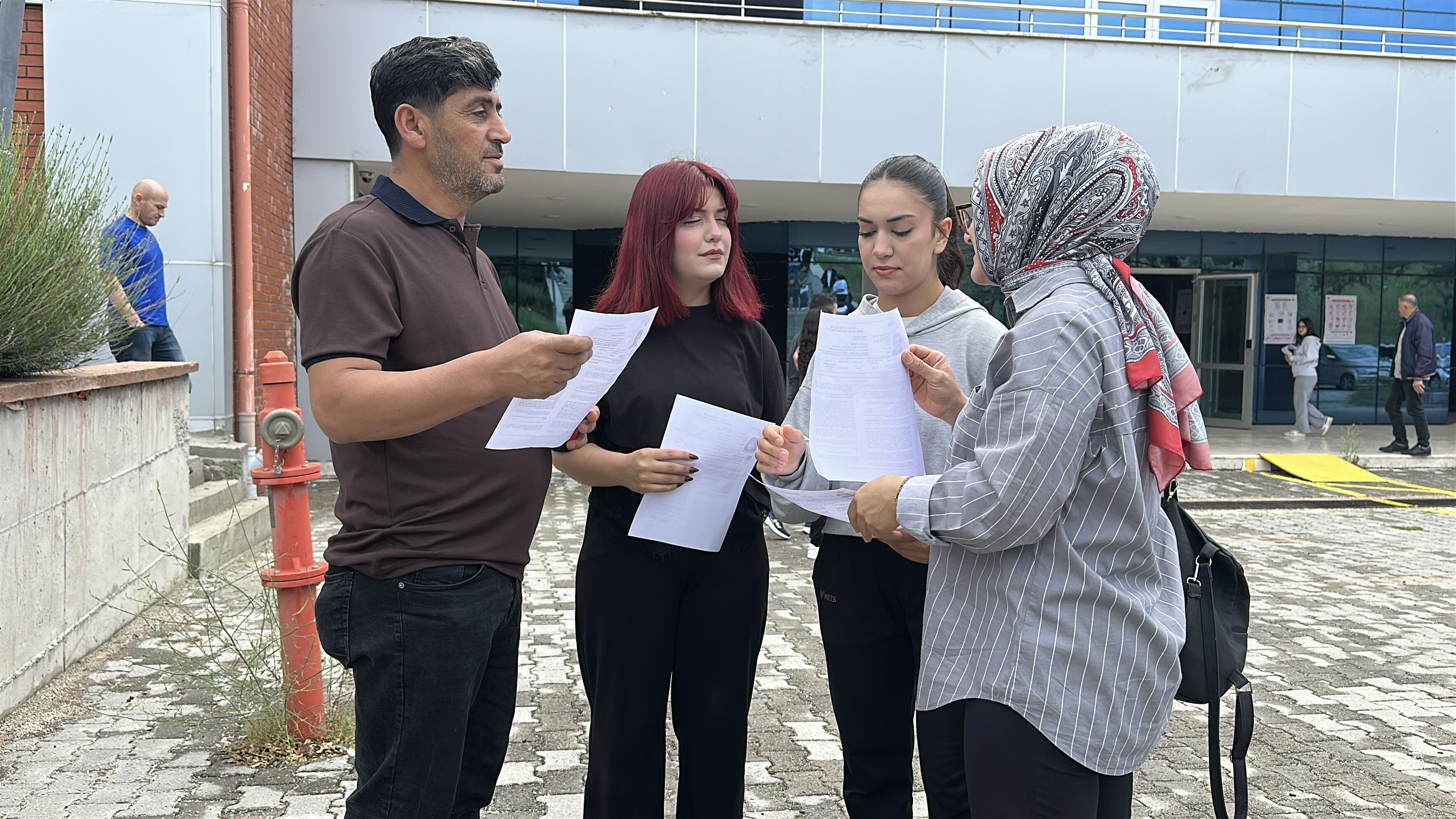 Okumanın Yaşı Yok Dediler Aile Boyu Yks’ye Girdiler (7)