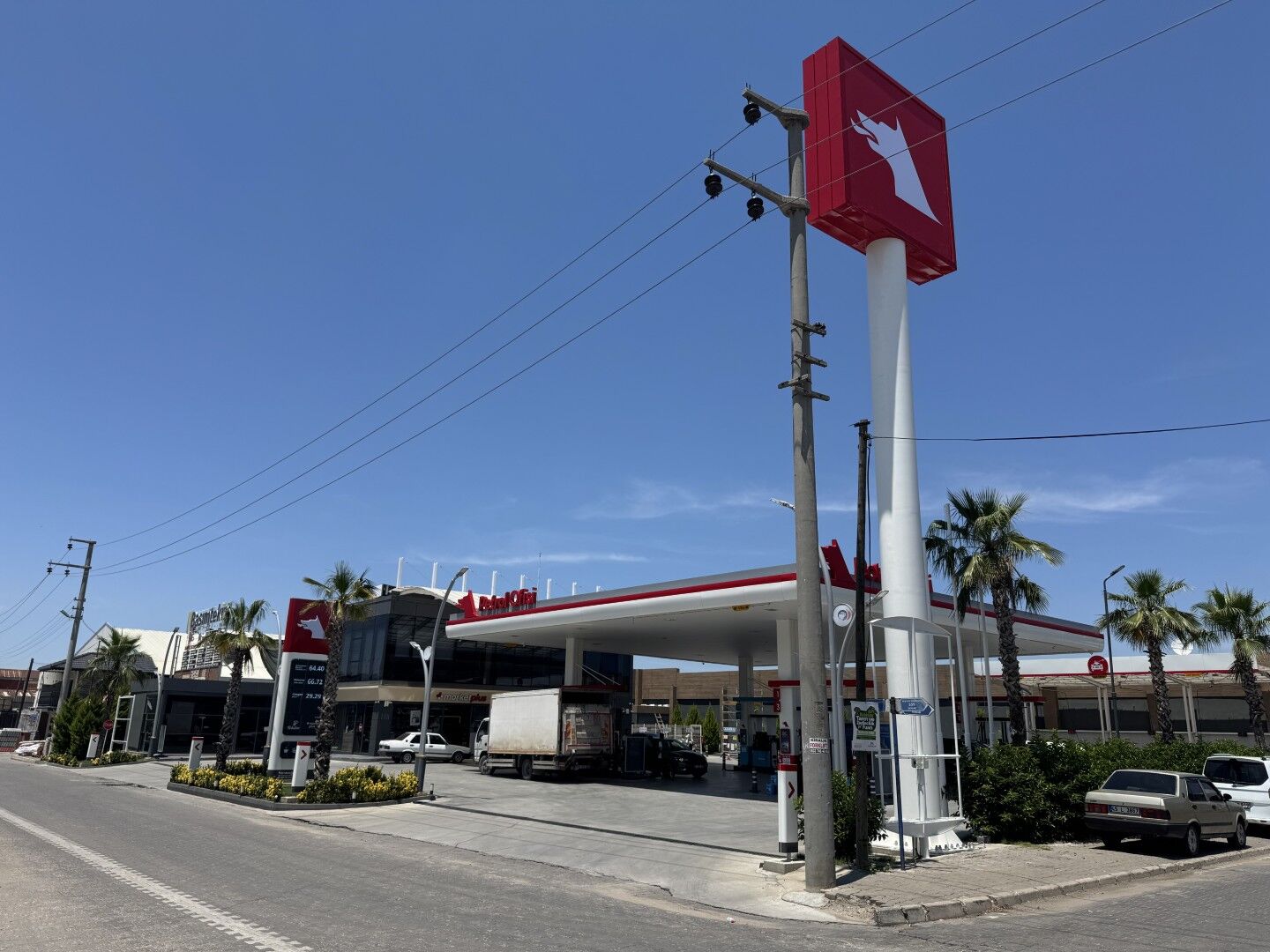 Petrol2 (Büyük)