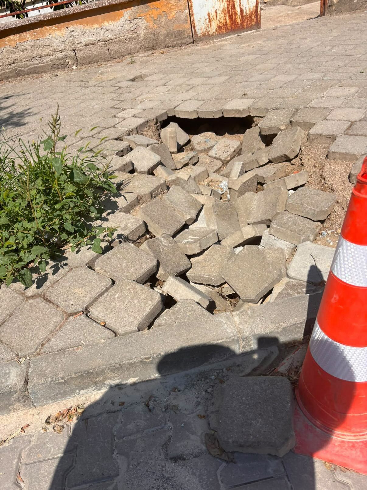 Sel Sonrası Oluşan Çukur Için Vatandaşlardan Çözüm Çağrısı (3)