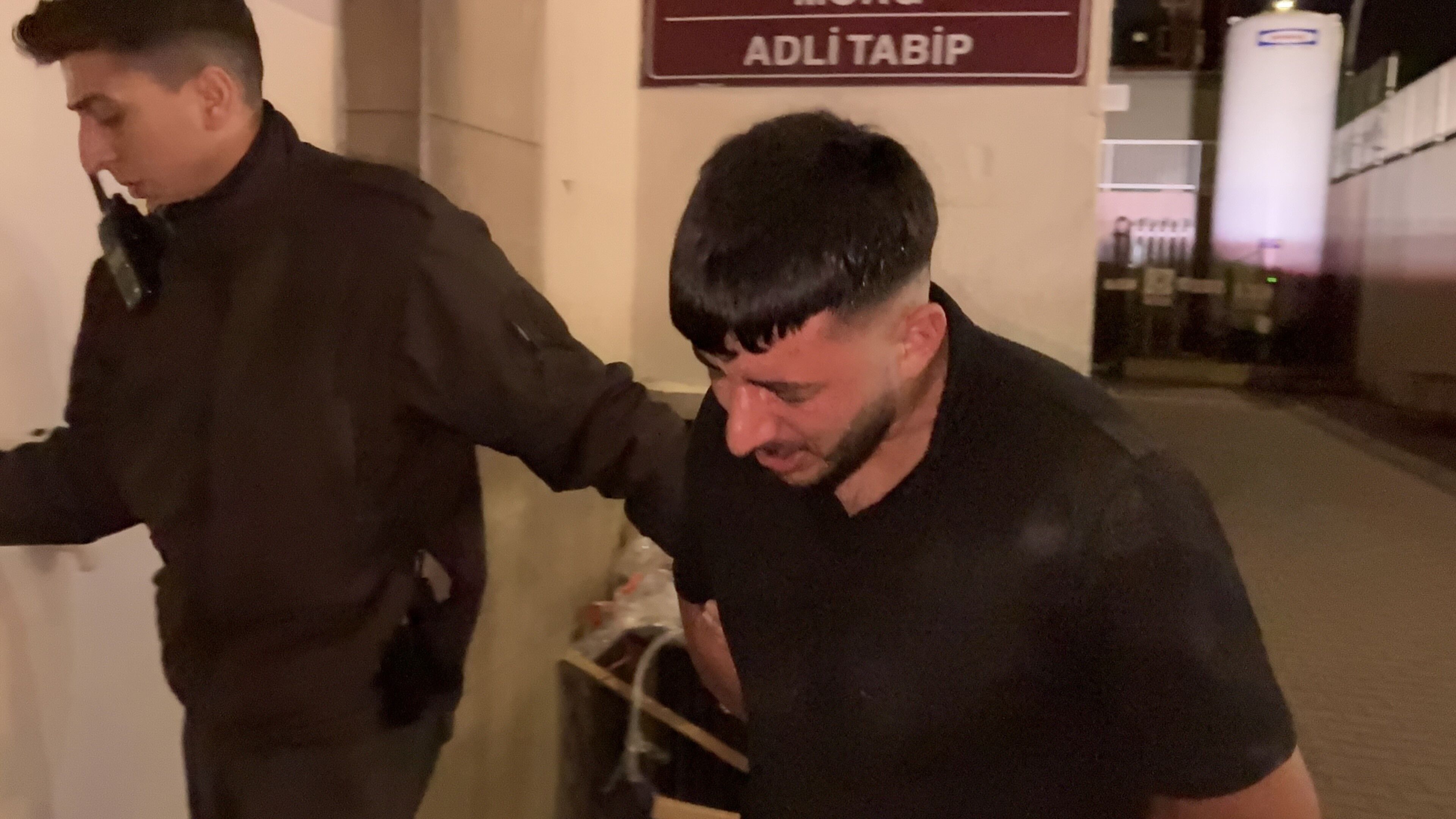 Tartisma Bir Anda Buyudu Bicaklar Cekildi 1 Kisi Oldu (3)