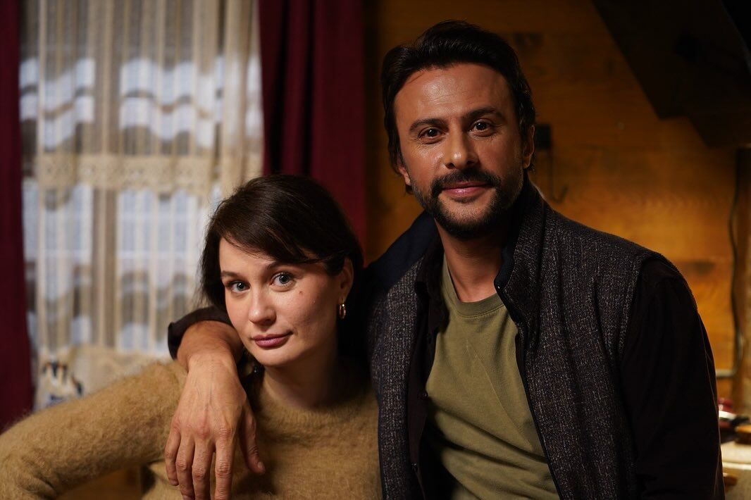 Taşacak Bu Deniz Onur Dilber Kimdir