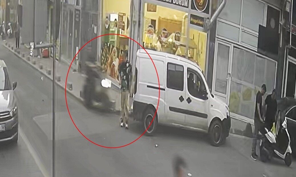 Tek Teker Sov Az Daha Can Aliyordu Yaya Son Anda Kurtuldu (2)