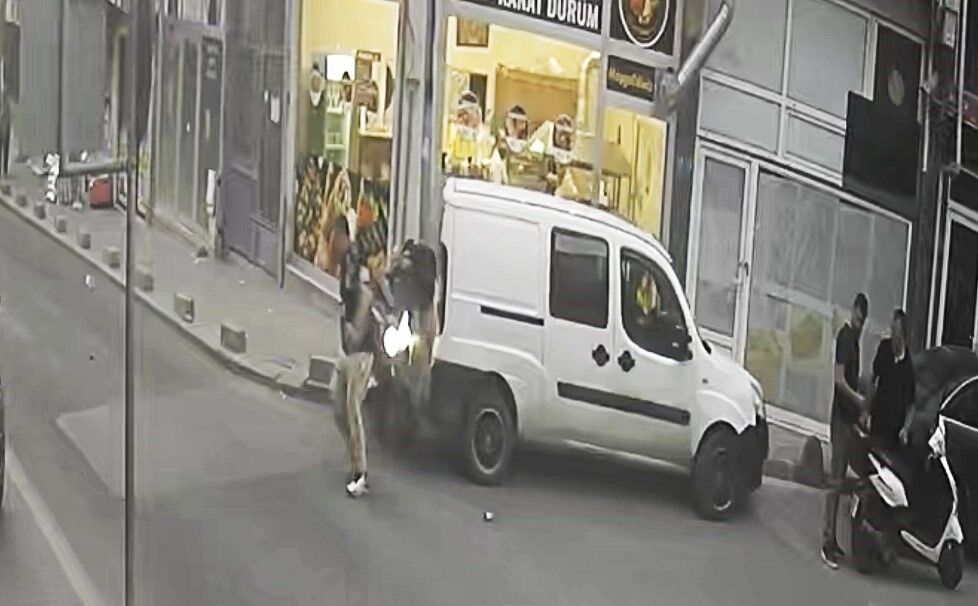 Tek Teker Sov Az Daha Can Aliyordu Yaya Son Anda Kurtuldu (3)