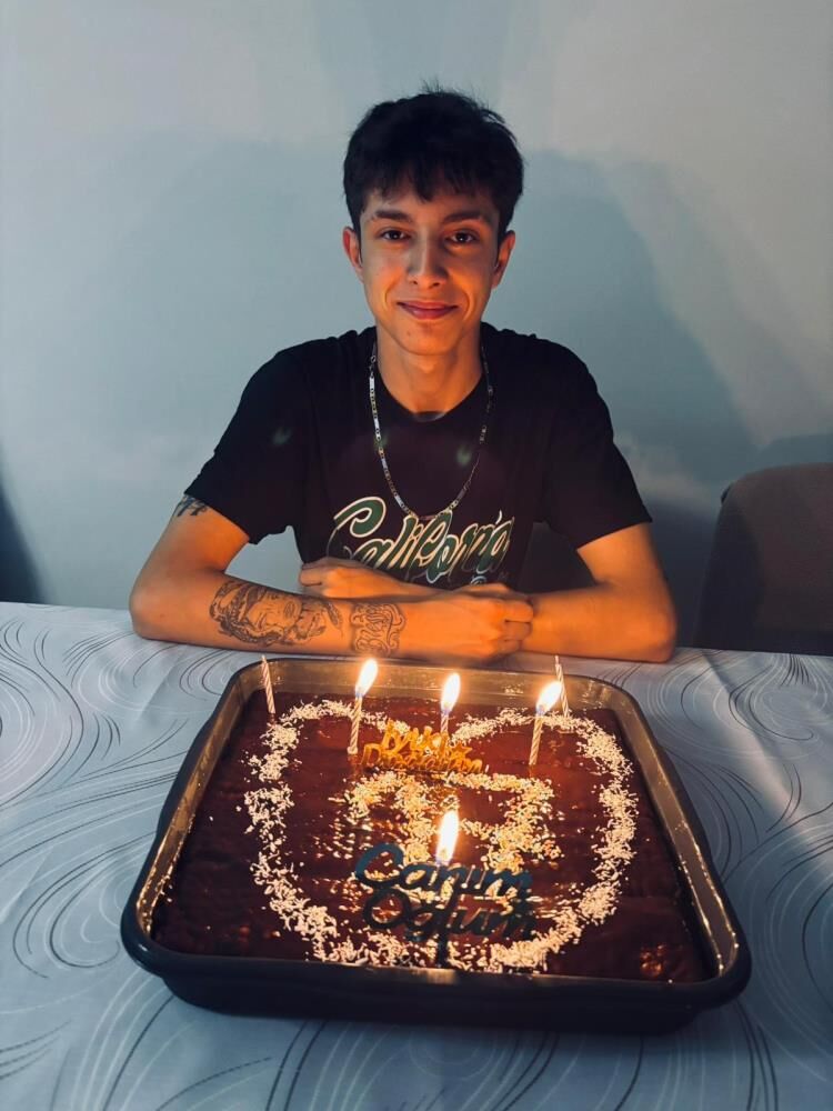 Tiktokta Begeni Dehseti 17 Yasindaki Lise Ogrencisi Bicaklandi (3)