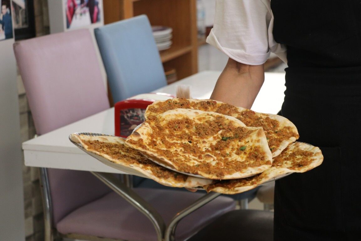 Ucuz Lahmacun Gundemi Bu Fiyata Satilamaz Elestirilerine Yanit (3) (Orta)