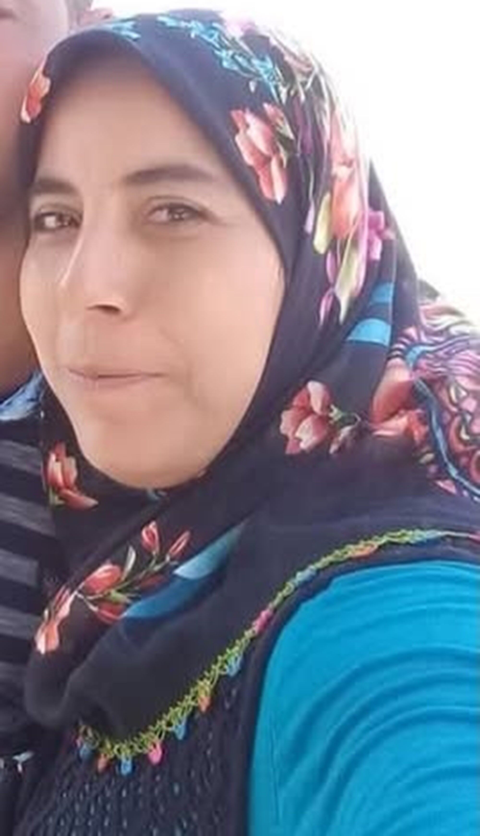Yemekten Sonra Odasina Gecmisti Iki Cocuk Annesi Kadindan Aci Haber Geldi-1