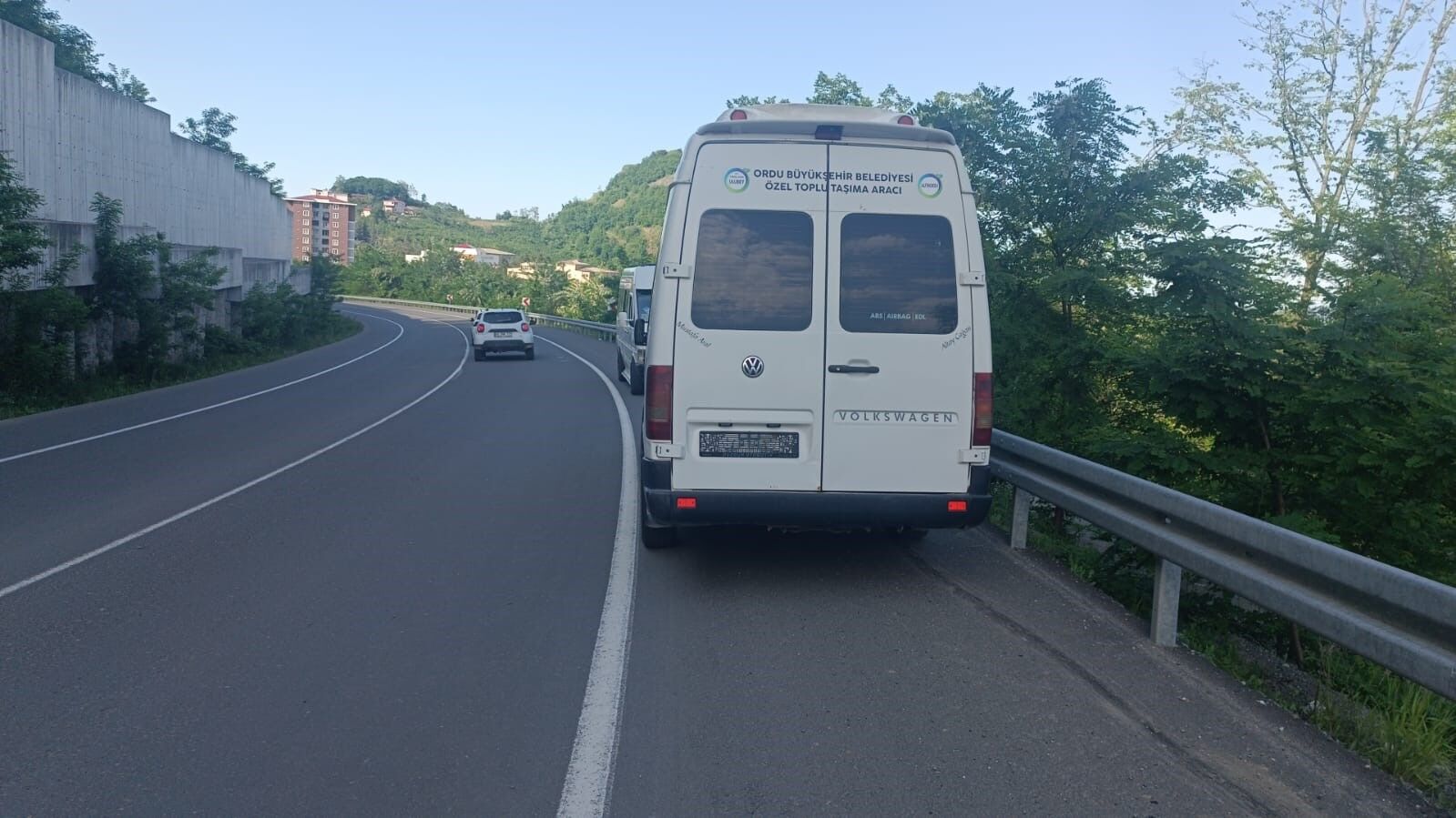 Yolcularini Kurtardi Kendi Oldu Genc Yasta Kalbine Yenik Dustu (4)