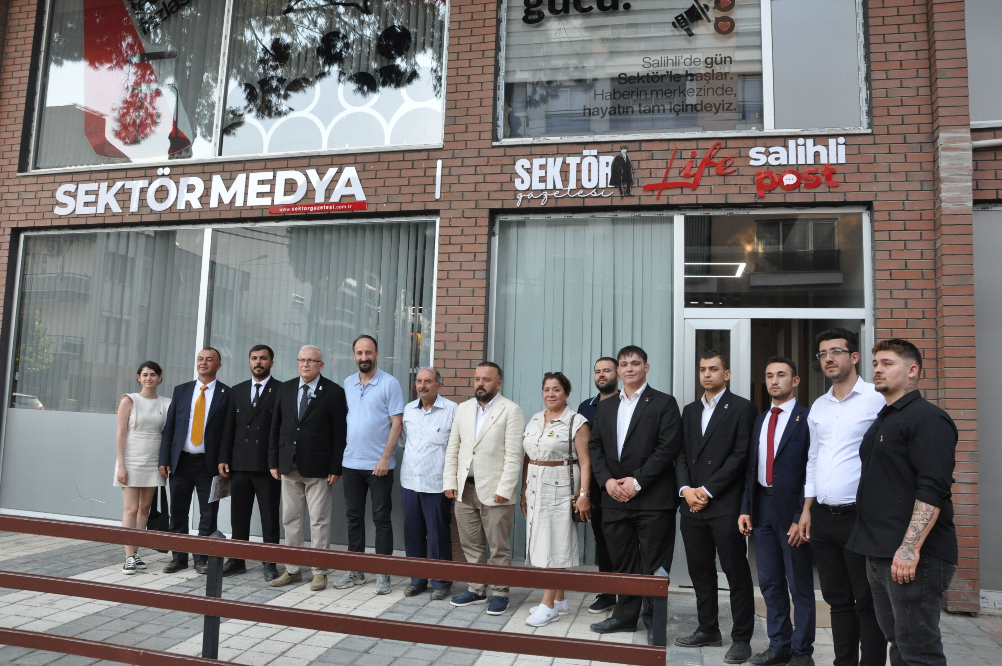 Zafer Partisi Heyetinden Sektör Medya'ya Ziyaret (2)