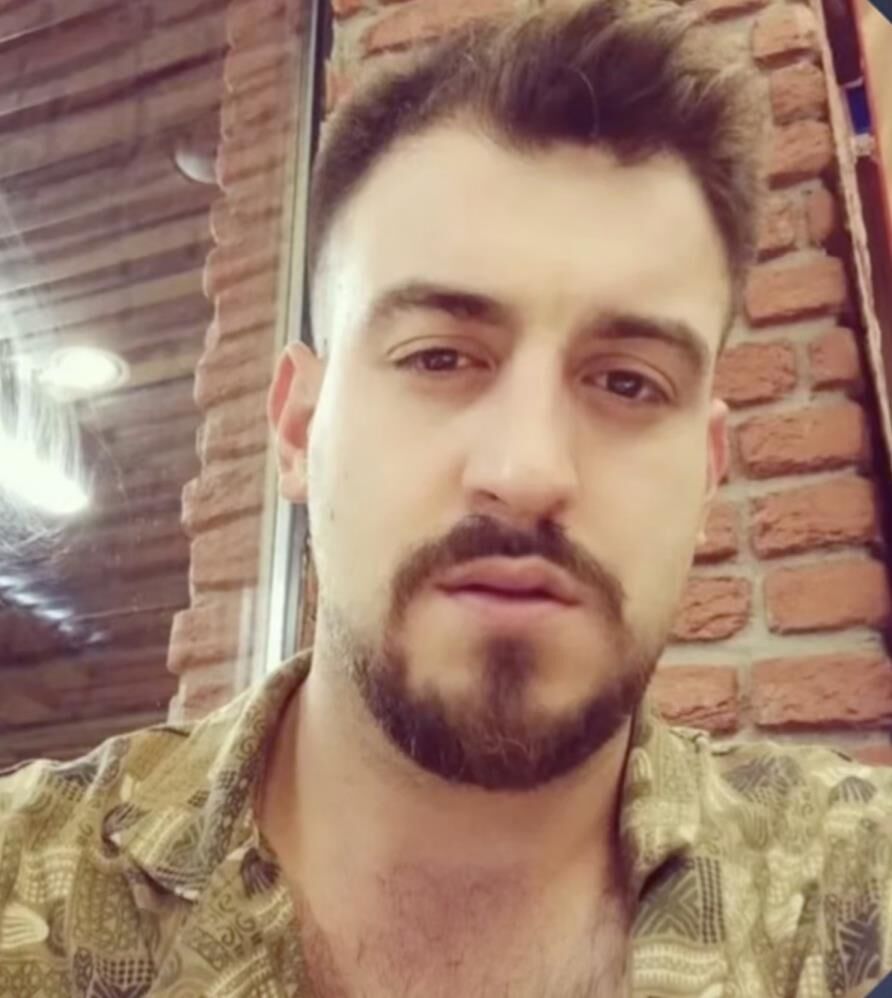 2 Katli Evde Korkunc Yangin 30 Yasindaki Genc Hayatini Kaybetti (4)