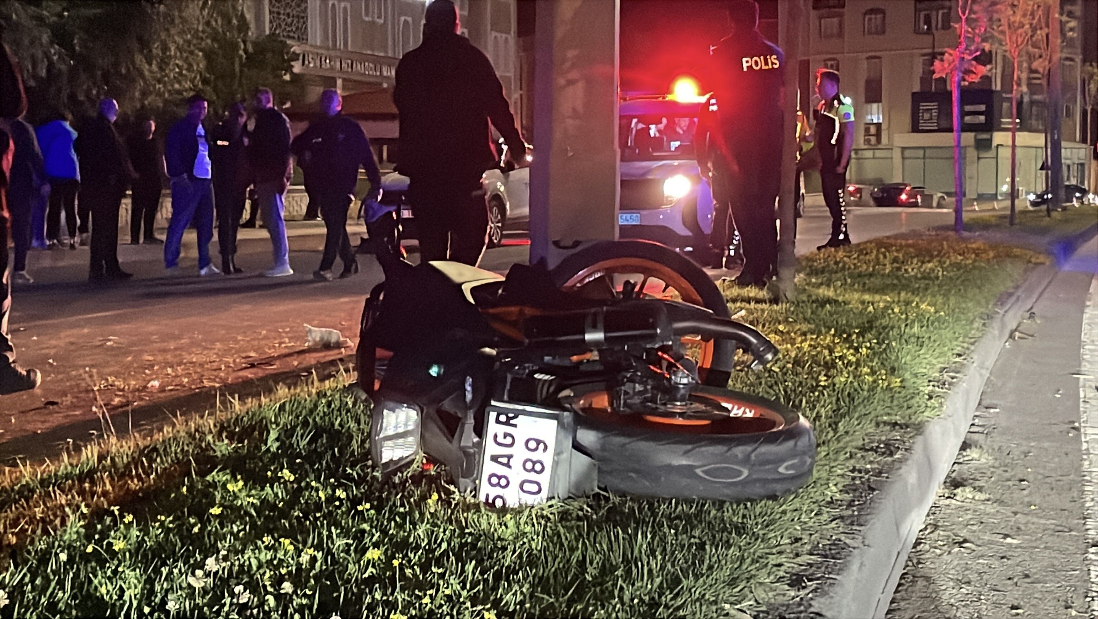 21 Gun Direndi 19 Yasindaki Gencten Aci Haber Geldi (3)