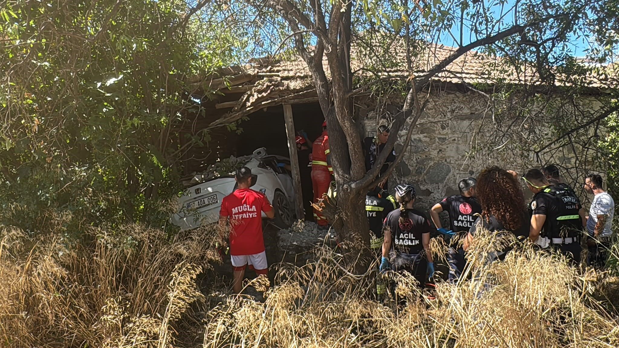 3 Ay Sonra Dugunleri Vardi Feci Kaza Nisanli Cifti Ayirdi (2)