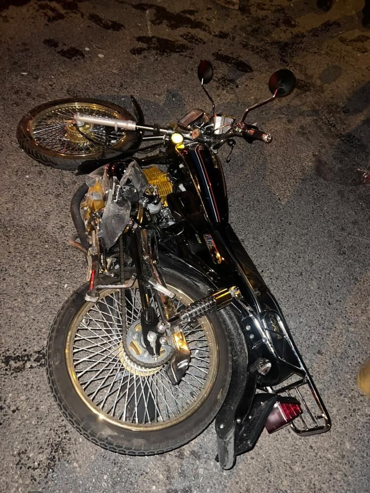 A W747813 02