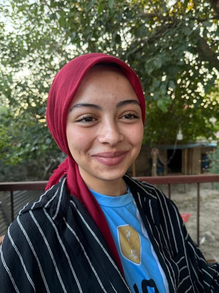 Ailesine Mektup Birakti Ortadan Kayboldu 16 Yasindaki Hacer Her Yerde Araniyor (2)