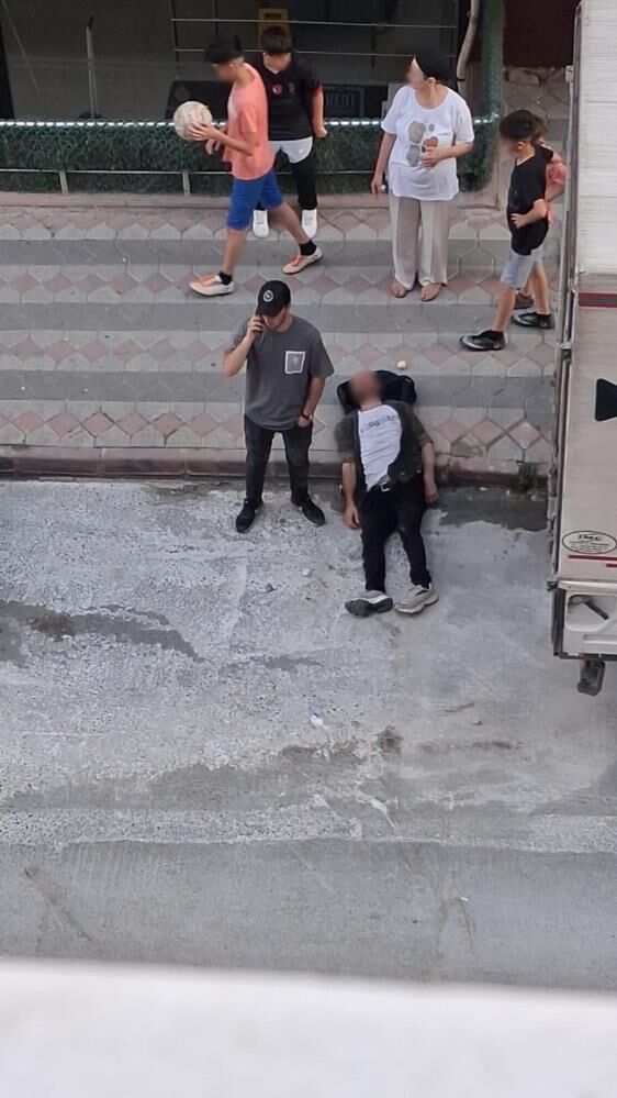 Akil Almaz Anlar Kafasini Defalarca Kamyonet Kasasina Vurup Kendini Bayiltti (2)
