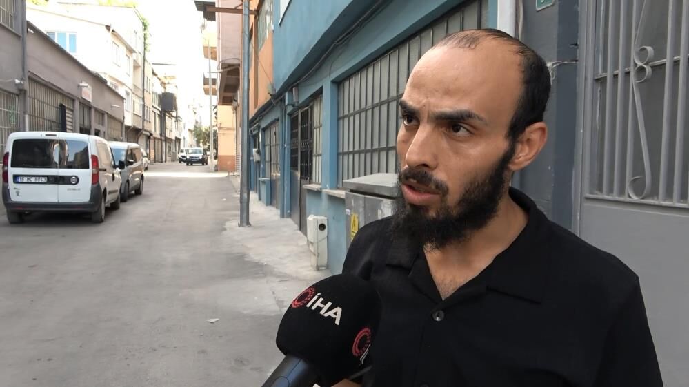 Akran Zorbaligi Kamerada 10 Yasindaki Cocuga Sokak Ortasinda Siddet (4)