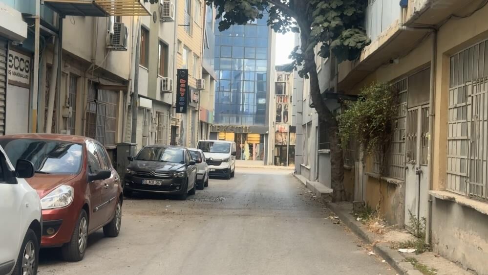 Akran Zorbaligi Kamerada 10 Yasindaki Cocuga Sokak Ortasinda Siddet (5)