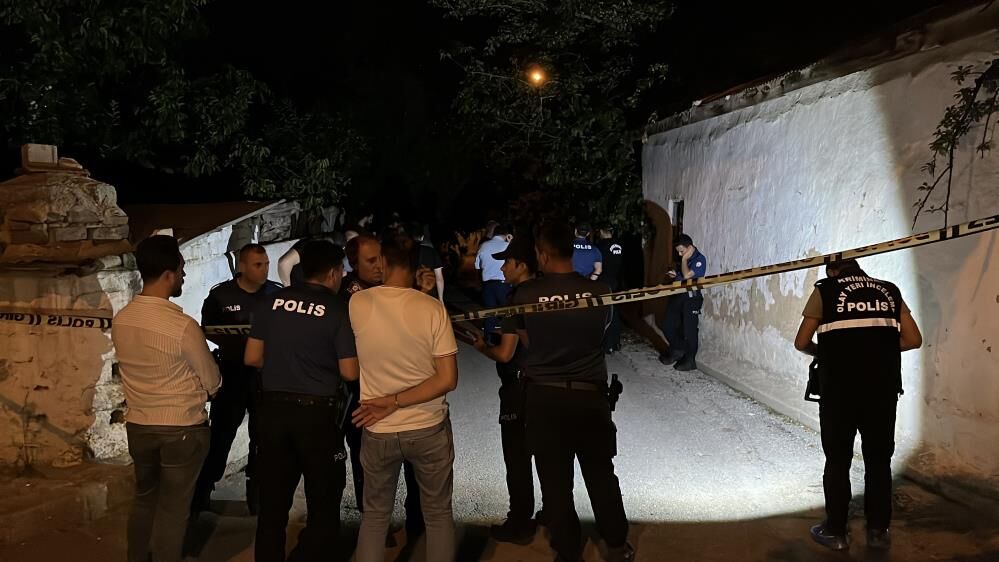 Alacak Verecek Meselesi Nedeniyle Tartıştığı Kuyumcuyu Tabancayla Vurarak Öldüren Katil Zanlısı Intihar Etti (3)