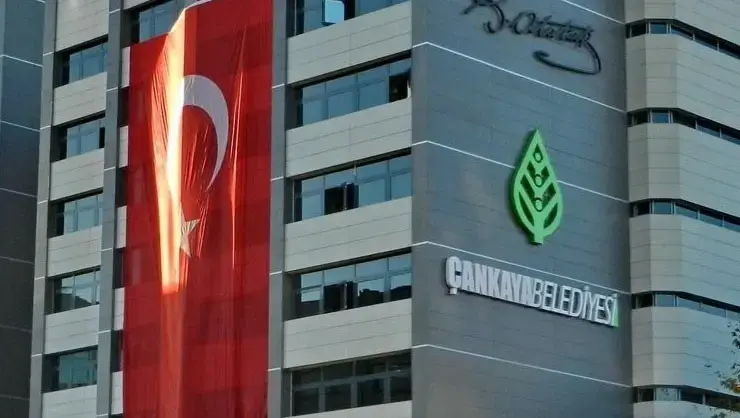 Ankara Polisi Sabah Saatlerinde Cankaya Belediyesine Operasyon Duzenledi