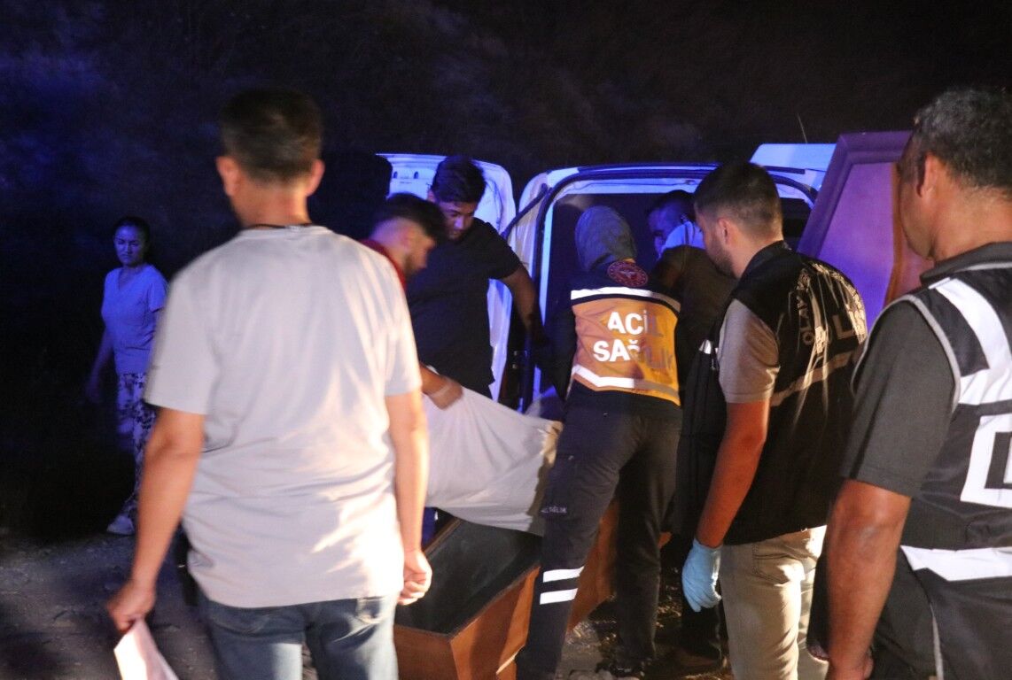 Baraj Yolunda Olum Randevusu Kursunlar Havada Ucustu (3) (Orta)