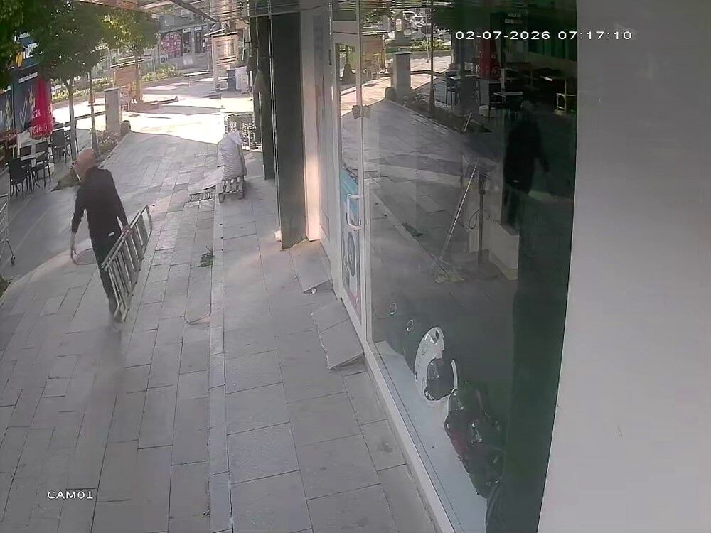 Bir Anlik Dikkatsizlik Canina Mal Oldu (2)