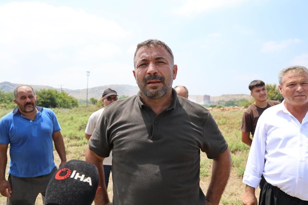 Bir Aydir Yanan Copler Bitmeyen Koku Mahallede Yasam Kabusa Dondu (8)