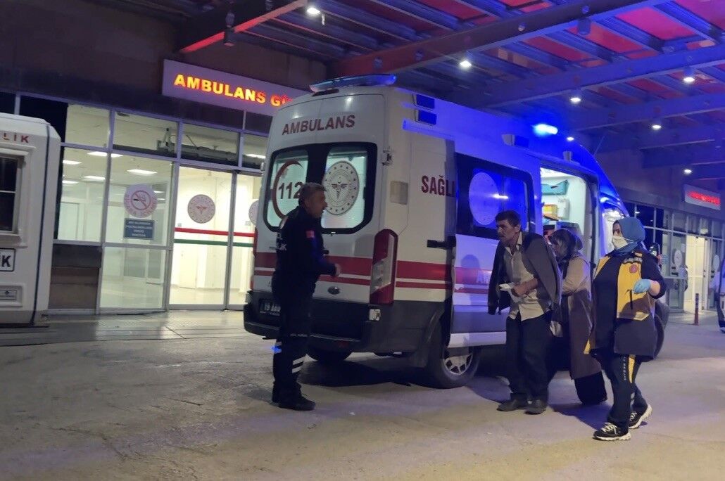 Dugun Kabusa Dondu Ikram Edilen Yemek 50 Kisiyi Hastanelik Etti (2)