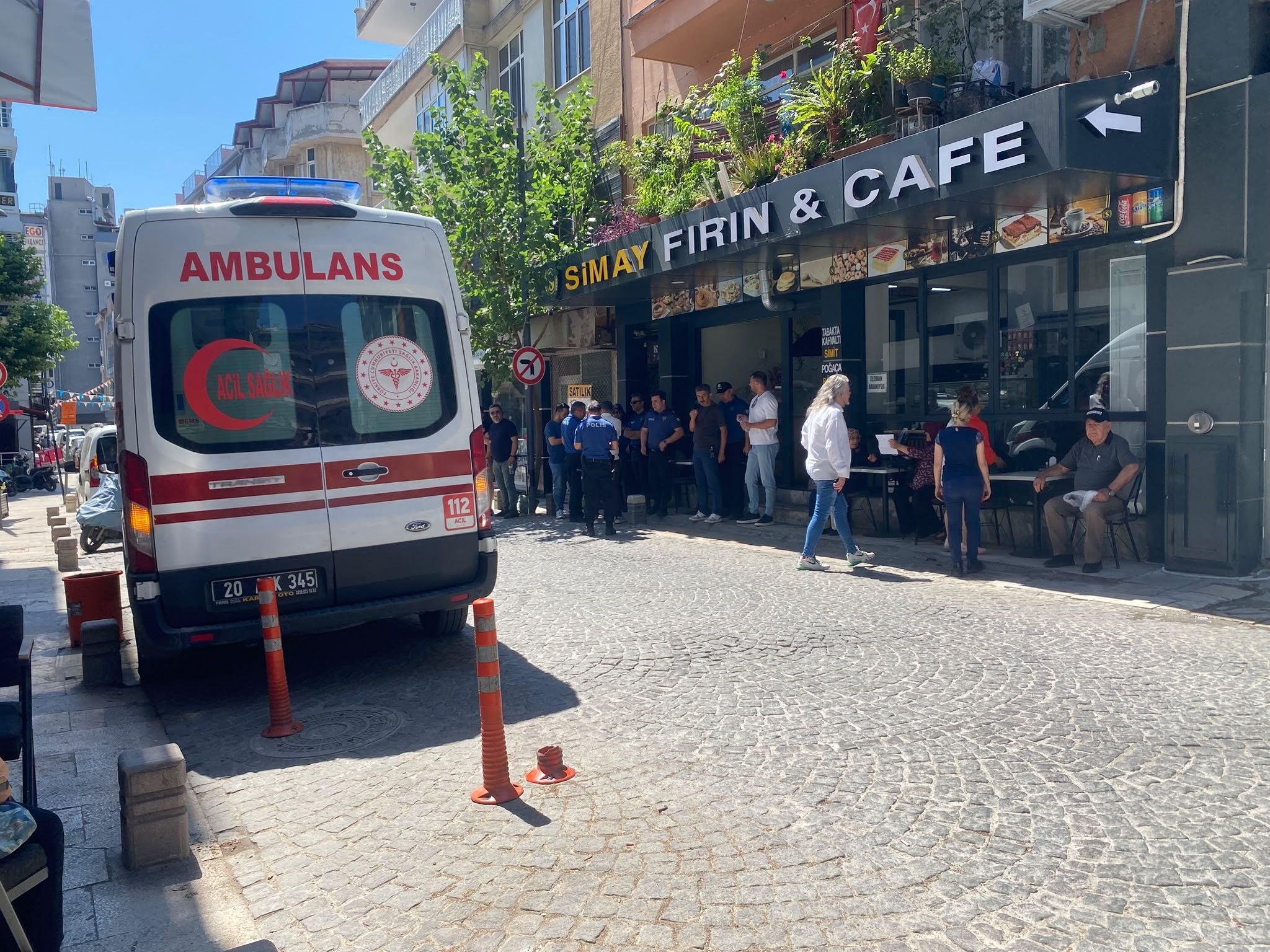 Dukkanina Gidiyordu Son Nefesini Pastanede Verdi Esnafi Yikan Olum (2)