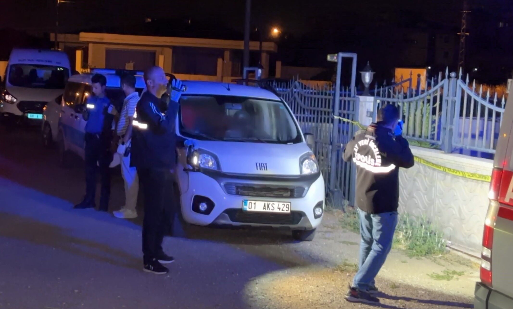 Gece Yarisi Dehset Alkol Masasinda Basindan Vurularak Olduruldu (3)