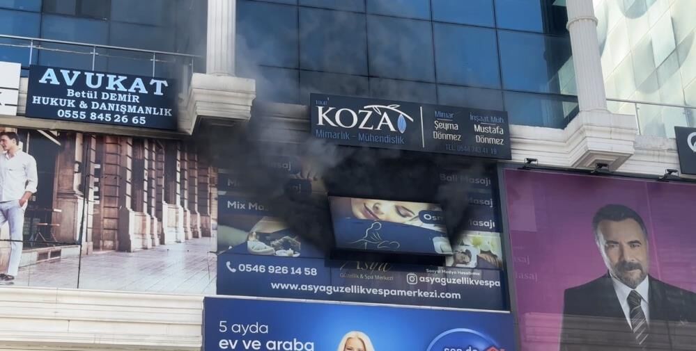 Guzellik Merkezinde Korkutan Yangin Alevler Buyumeden Sonduruldu (4)