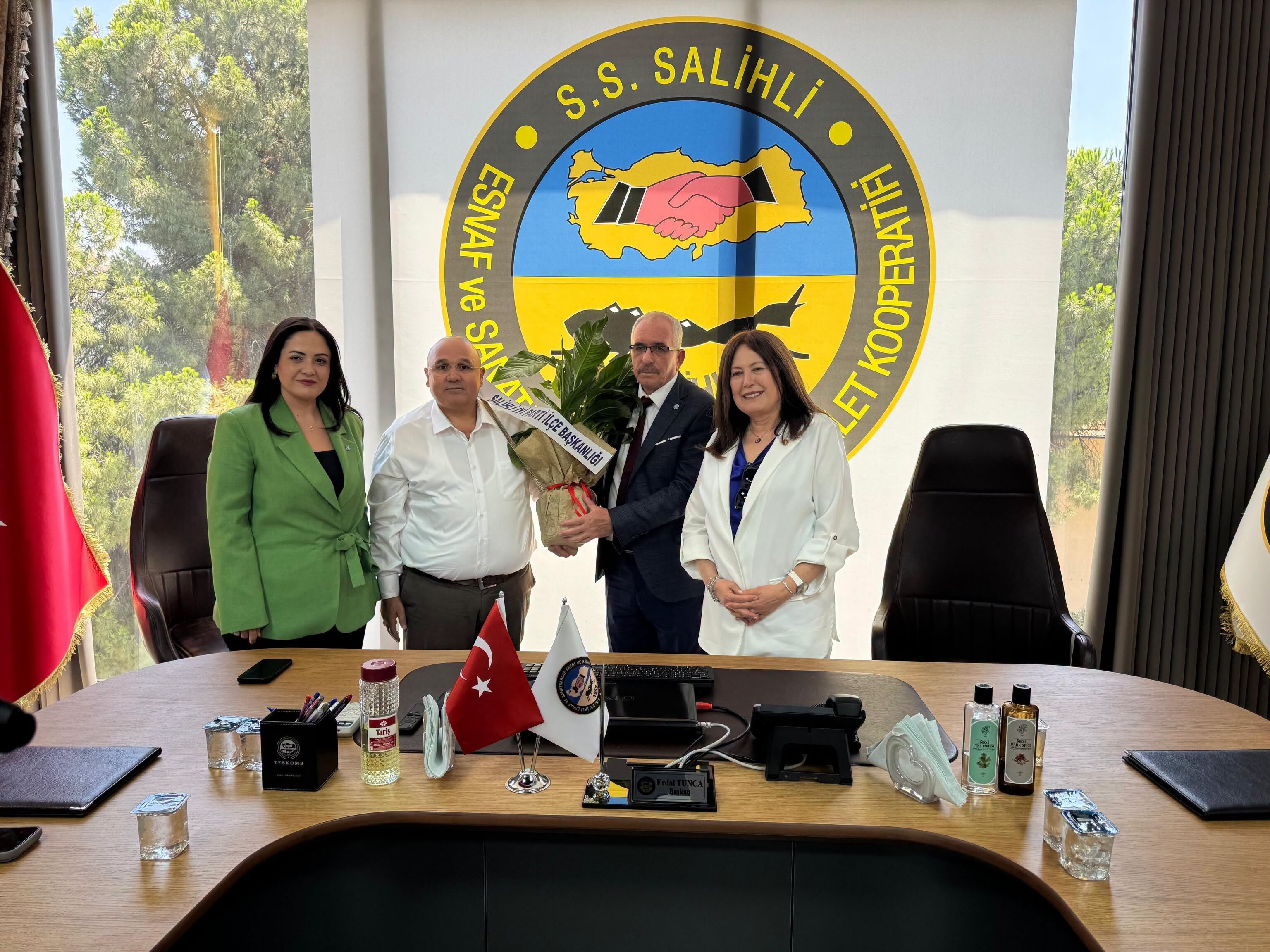 Iyi Parti Salihli (5)