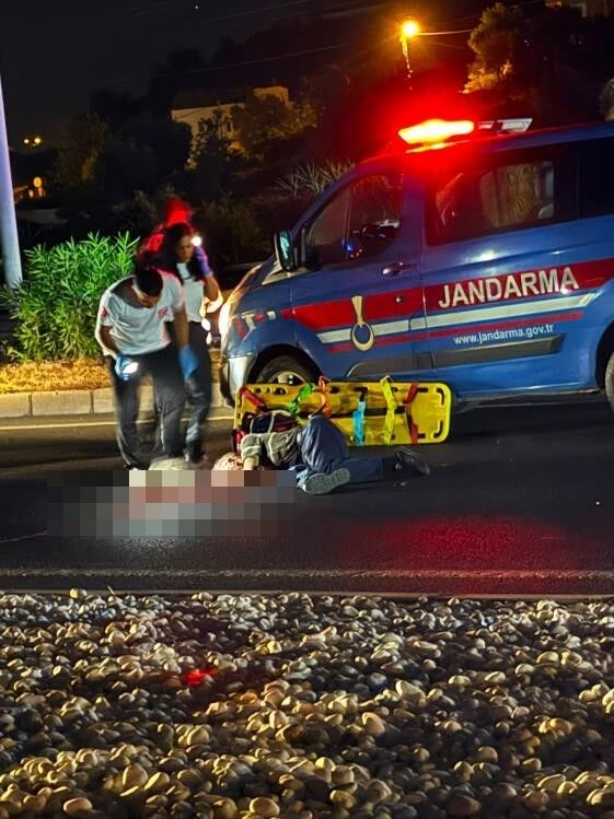 Karsiya Gecmeye Calisiyordu Otobus Kazasi Can Aldi (1)-1