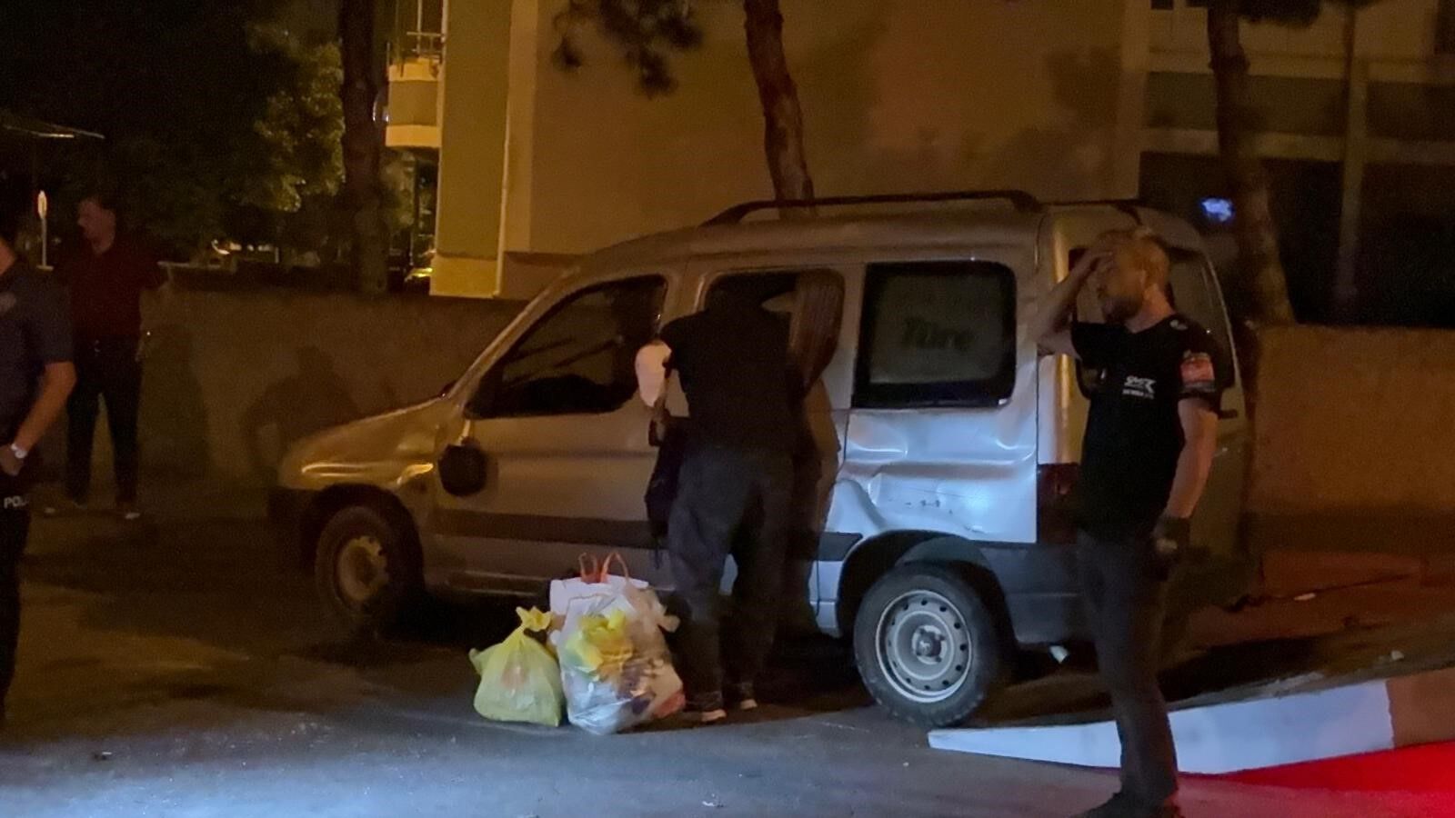 Kaza Yapti Hurdaya Donen Araciyla Kacmak Istedi Ekipleri Pesinden Kosturdu (5)