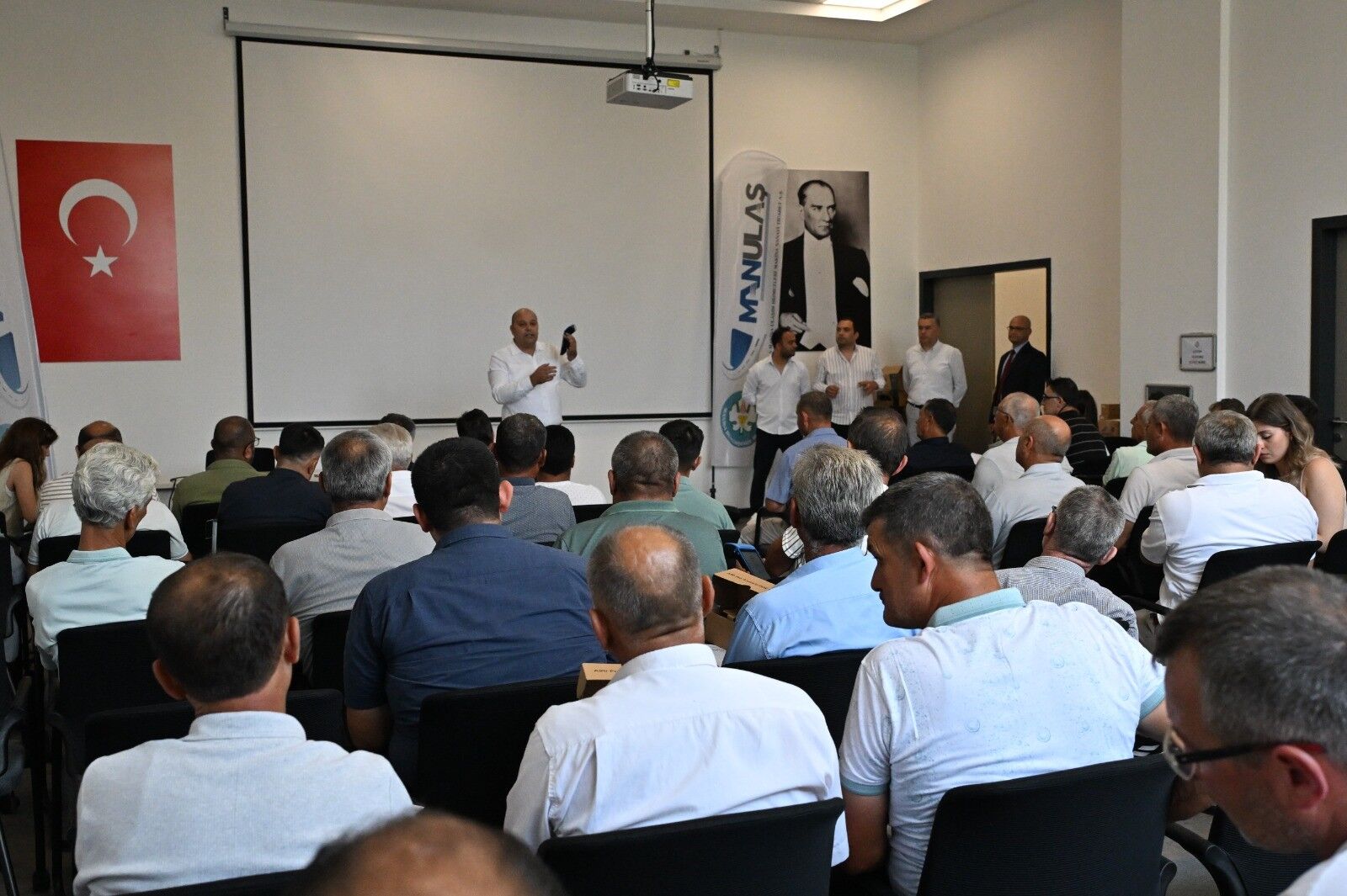 Kirsalda Buyuk Kolaylik Maski Go Ile Ilce Merkezine Gitme Derdine Son (1)