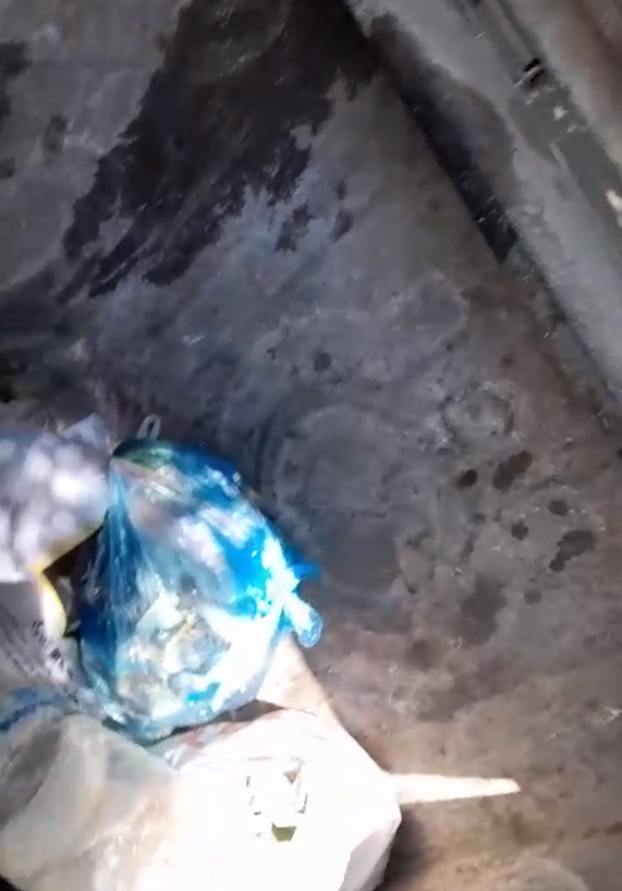 Konteyner Boş, Çöpler Dışarıda Mahalle Sakini Duruma Tepki Gösterdi (1)-1
