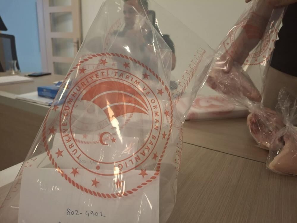 Manisada Tavuk Eti Alarmi Numuneler Laboratuvara Gonderildi (4)