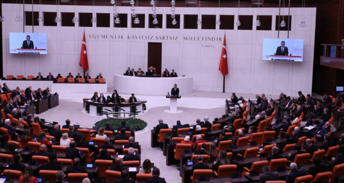 Milyonlari Ilgilendiriyor Emekli Maaslariyla Ilgili Duzenleme Resmen Yasalasti
