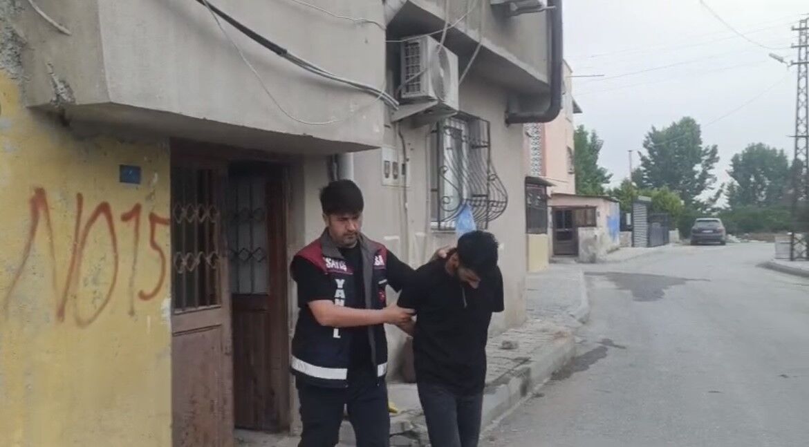 Polisiz Yalaniyla 25 Ayda 100 Milyonluk Vurgun Tatli Ikram Edip Kayboldular (2)